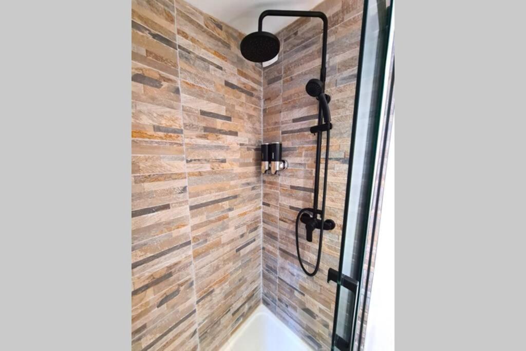 Le Cocon Valenciennois - Hypercentre - Netflix - Toutes Chaines Tv - Vieux Valenciennes Apartment Ngoại thất bức ảnh